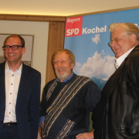 Der neue OV Vorsitzende Berhard Schülein zusammen mit seinem Stellvertreter Norbert Warga (li.)und dem scheidenden OV Vorstizenden Thomas Weißenborn (re.)